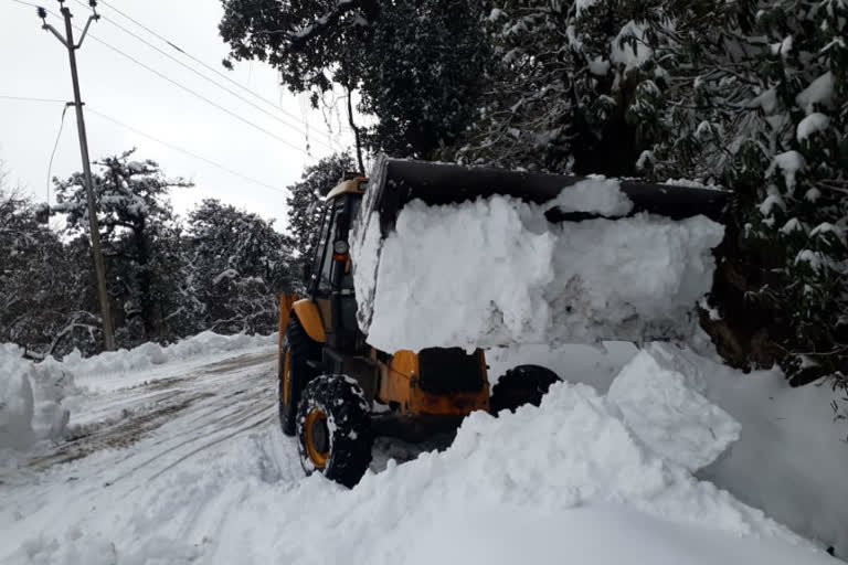 Thal-Munsiyari Motorway Closed News