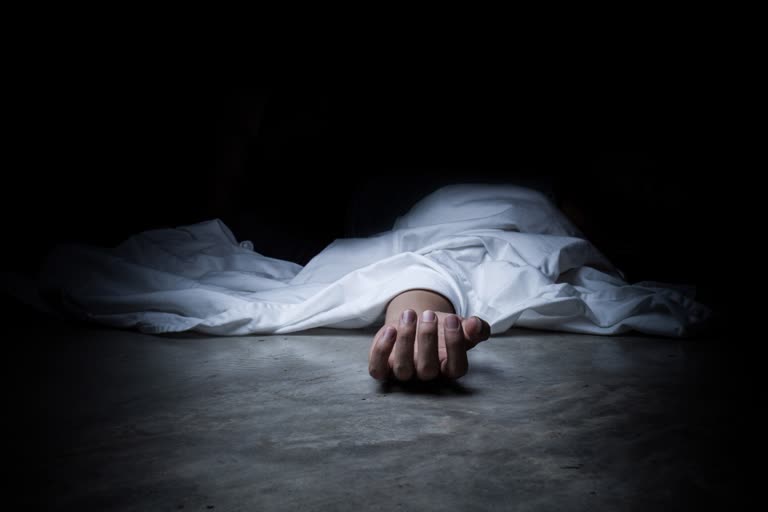 bhadrak latest news, dead body found in bhadrak, dead body found from pond, ପୋଖରୀରୁ ମୃତଦେହ ଉଦ୍ଧାର, ଭଦ୍ରକ ଲାଟେଷ୍ଟ ନ୍ୟୁଜ୍‌, ଭଦ୍ରକରେ ମୃତଦେହ ଠାବ