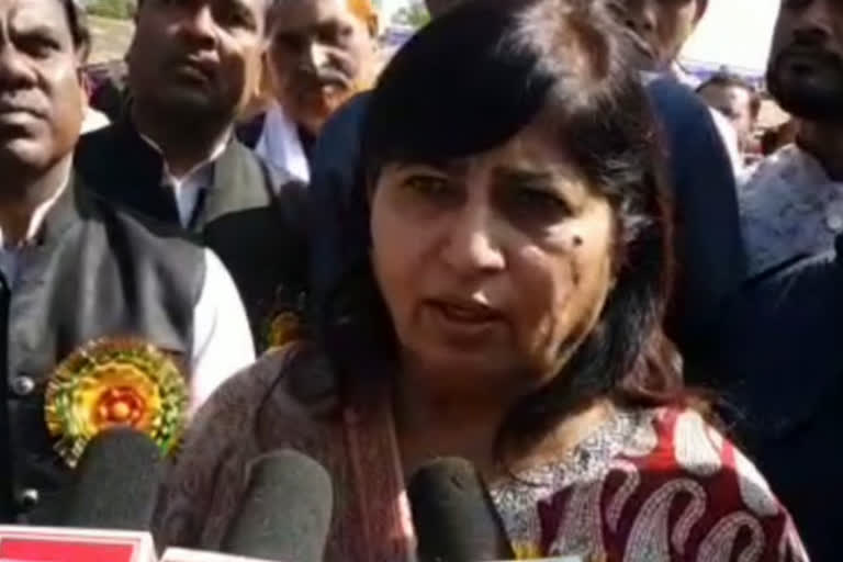 Vijayalakshmi Sadhau targeted Kailash Vijayvargiya