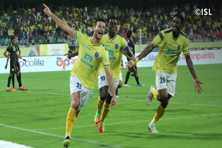 Kerala end winless run in style, thrash Hyderabad 5-1