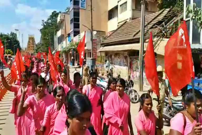 womens-organizations-protest