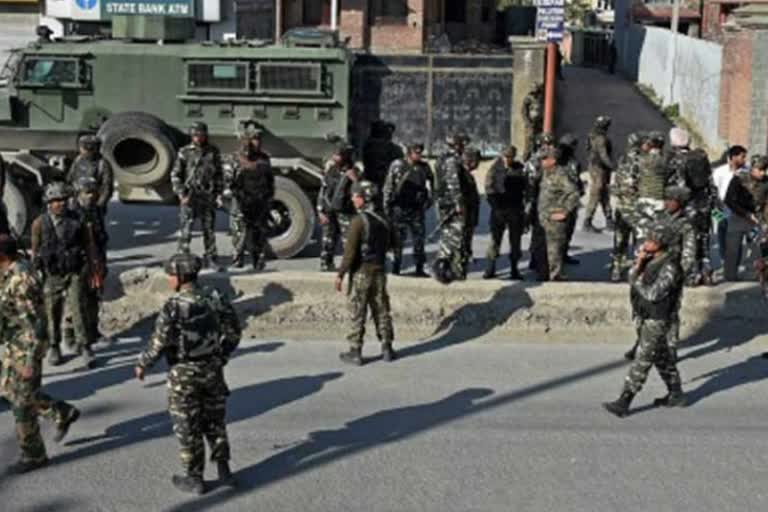 One civilian injured in grenade attack at Habak Chowk in Srinagar