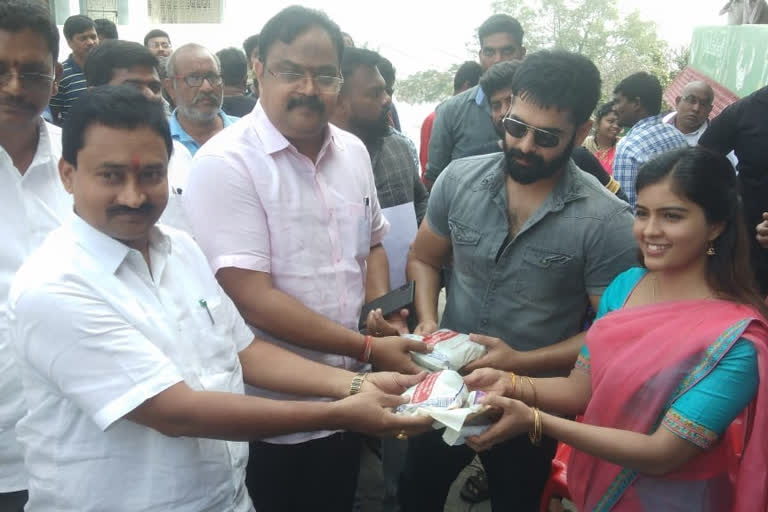 cini hero ram shooting in annavaram temple at east godavari district