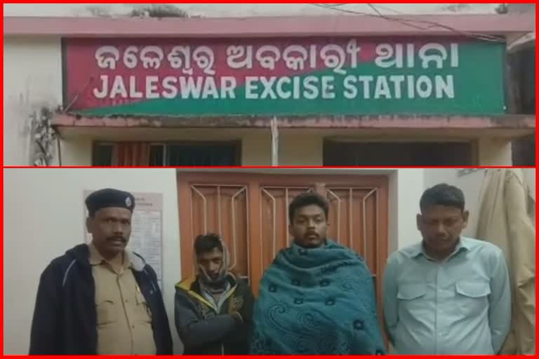 desi-liquire-seize-by-joleswar-excise-department-3-arrested