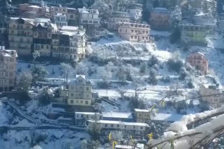 maximum road closed in himachal after snowfall