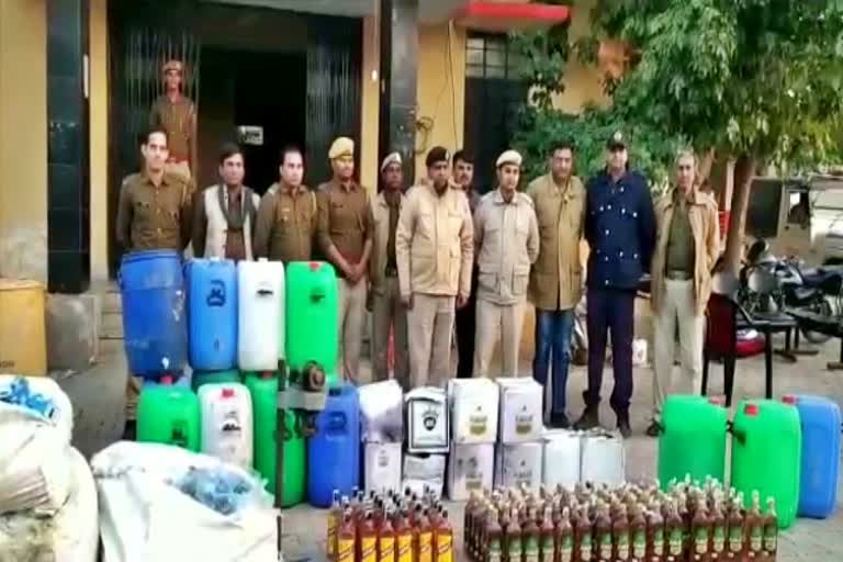 भारी मात्रा में शराब जब्त, illegal liquor factory