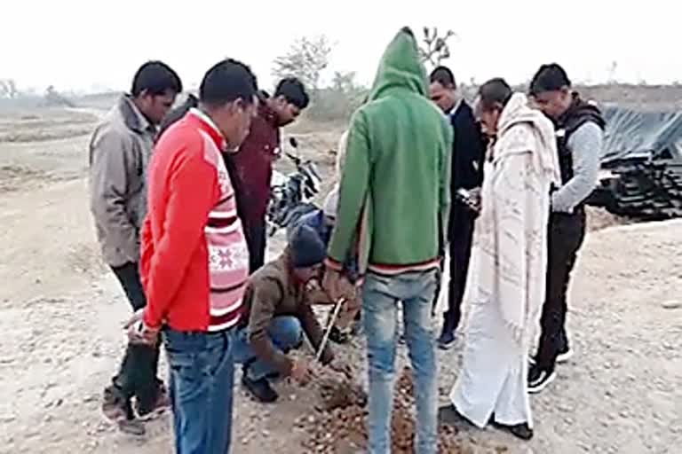 Gaushala at Sangod, Junior Engineer observed in Gaushala, सांगोद में गौशाल का निर्माण