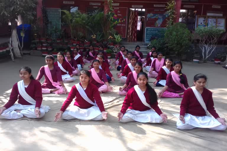 dalgaon kasturba gandhi school adopted 80 girls