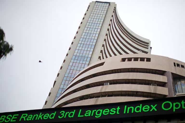 sensex ends 147 points higher infosys up over 1 percent