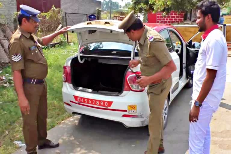 Vehicles under cop eyes at Erode border, Kanyakumari police murder, கன்னியாகுமரி சம்பவம் எதிரொலி, ஈரோடு எல்லையில் வாகன சோதனை தீவிரம்