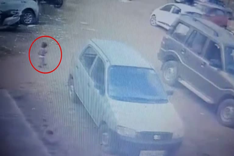 panchkula car back accident cctv