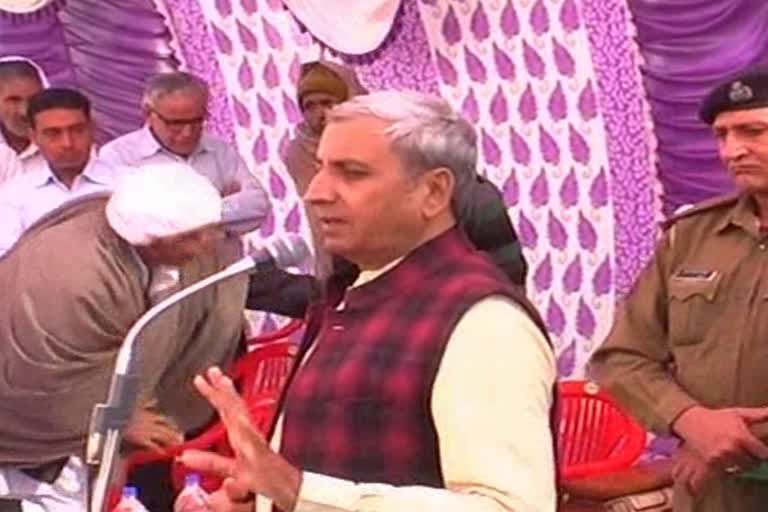 agriculture minister jp dalal visits to bhiwani