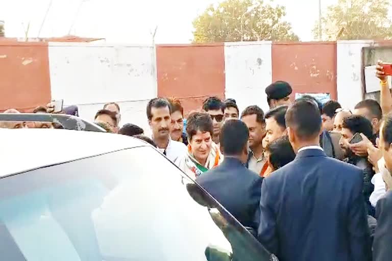 Priyanka Gandhi reached Jaipur, प्रियंका गांधी पहुंची जयपुर