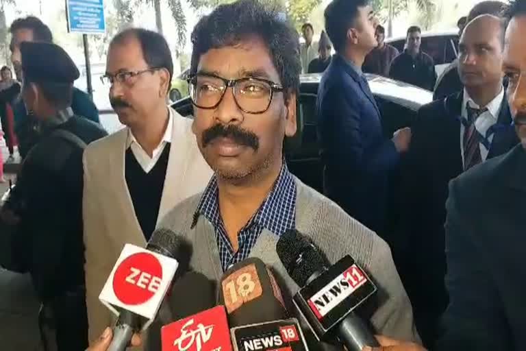 CM Hemant Soren went to Delhi