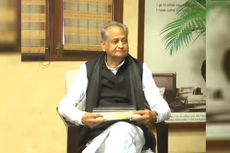 जयपुर न्यूज, jaipur latest news, cm ashok gehlot, मुख्यमंत्री अशोक गहलोत, आबकारी विभाग में खत्म हो इन्स्पेक्टर राज, Inspector Raj ends in Excise Department