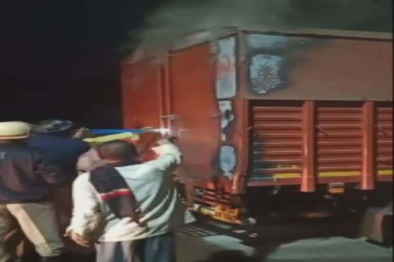 Lakhs worth of luggage saved due to presence of mind of truck driver