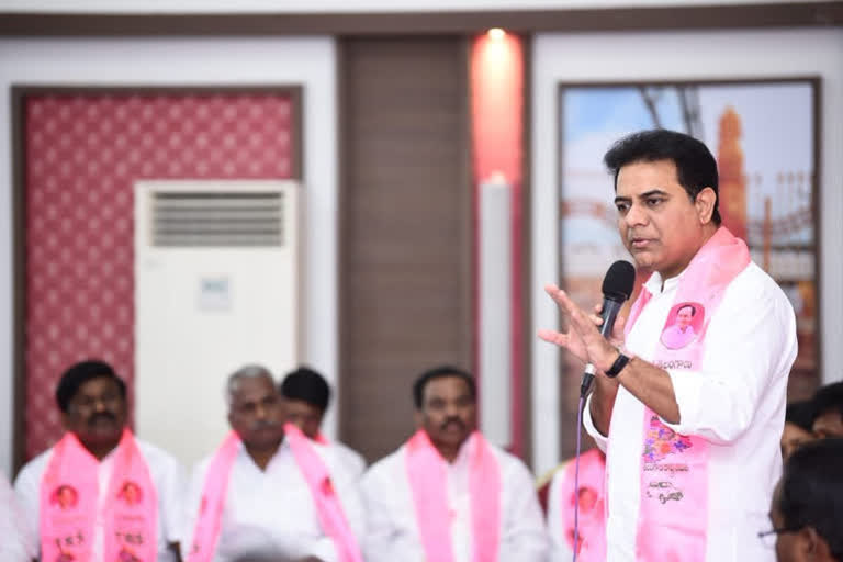 KTR MEET TRS LEADERS