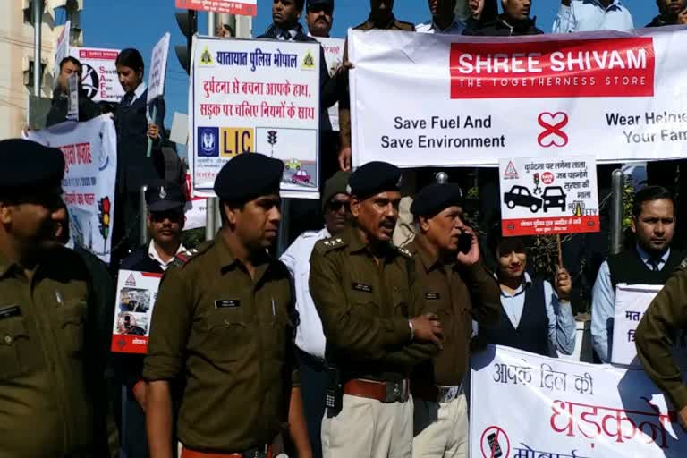 traffic-safety-week-starts-in-bhopal