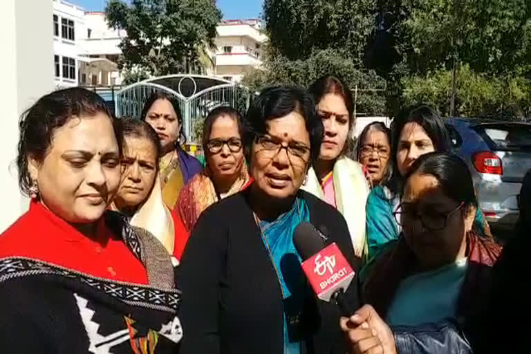 bjp women wing president Vijaya Rahatkar, विजया रहाटकर