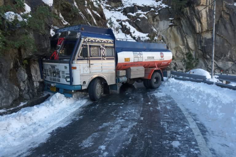 Snow on the roads in Kinnaur