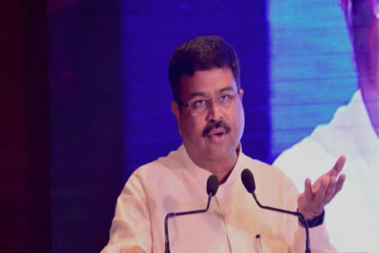 No need to panic about oil prices: Pradhan