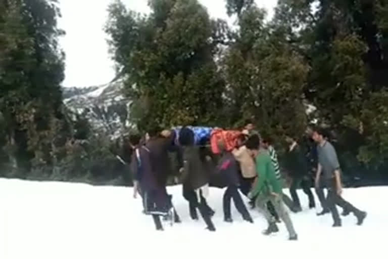 pepole face problem due to snowfall in nahan