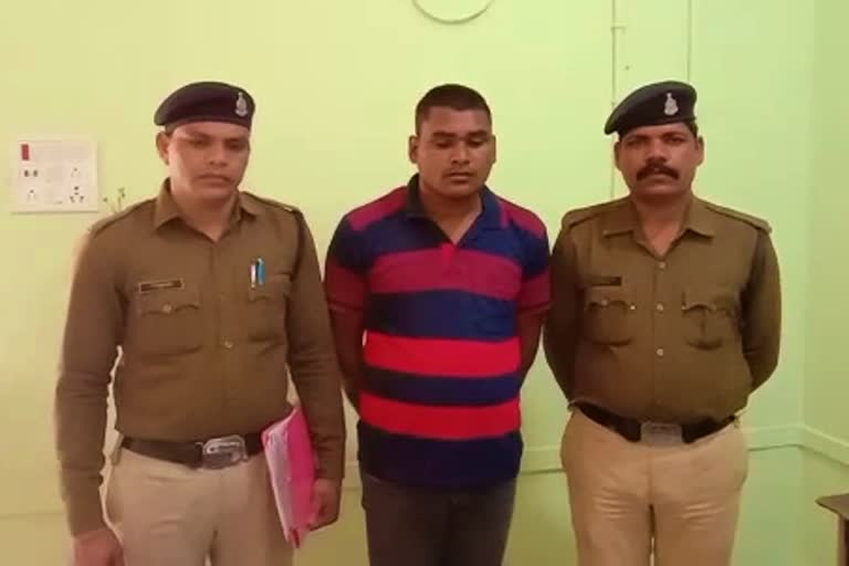 accused arrested of loot in janjgir champa