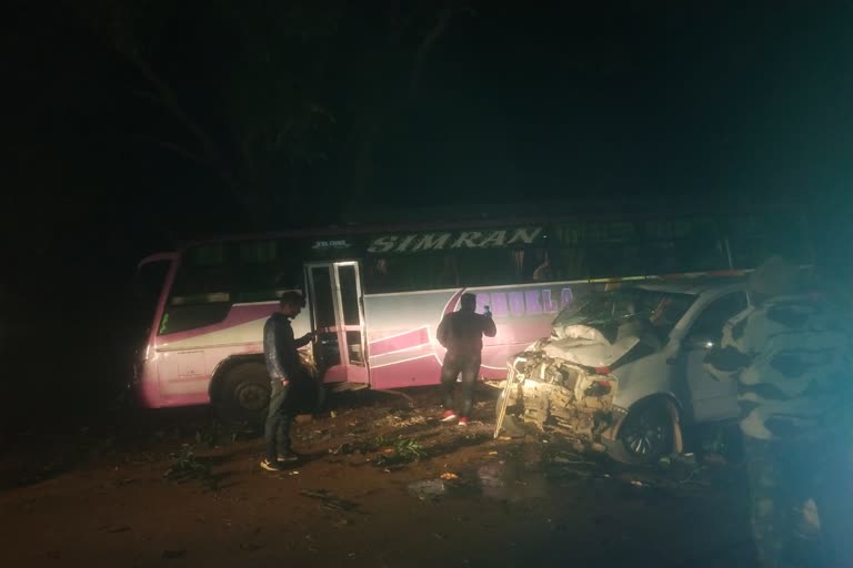 Road accident, bus and jaylo collision