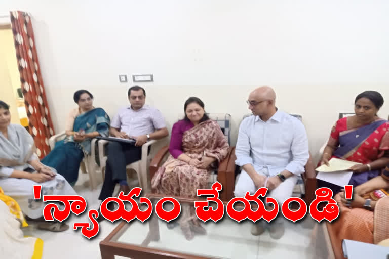 tdp leaders meet women commission members in guntur