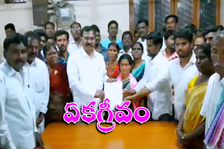 wanaparthy municipality fifth ward councillor got unanimous with trs candidate