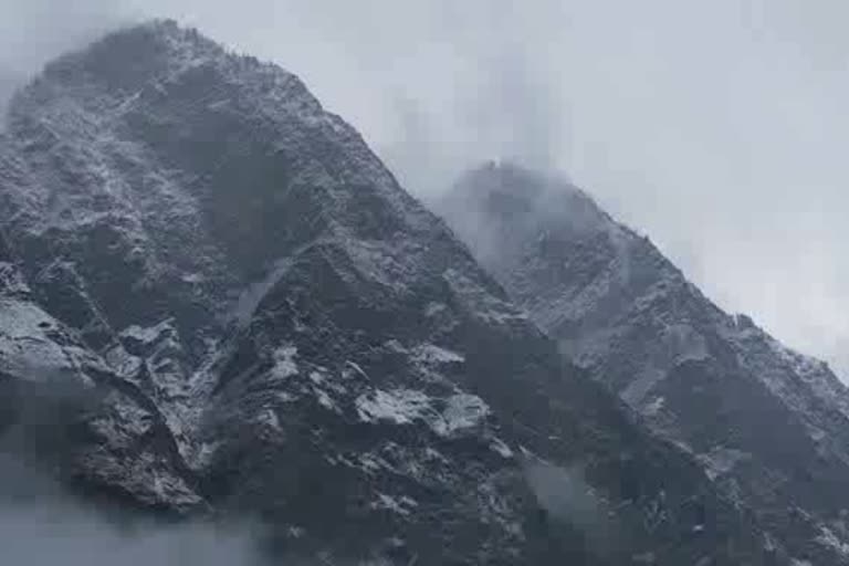 chamba snowfall begins again