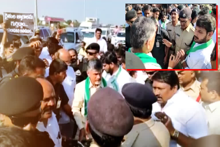 chandrababu fire on police for stopping a bike rally