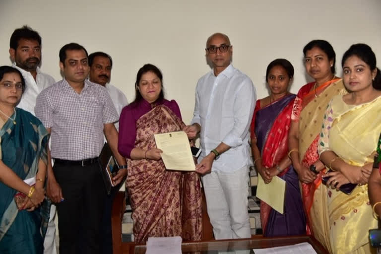 TDP delegation meets NCW, submits complaint against abuse of women