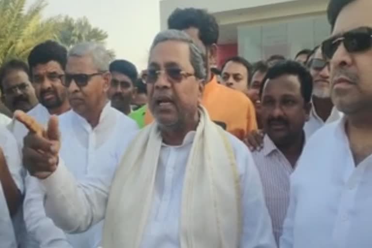 Savadi release CD if any there: Siddaramiah taunts DCM