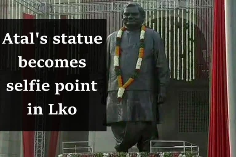 Atal's bronze statue