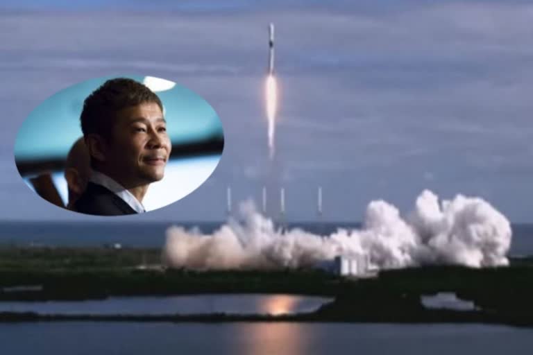 wanted-girlfriend-to-fly-to-the-moon-with-japanese-billionaire