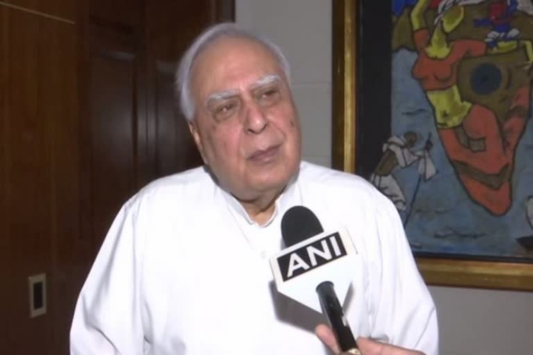 കപിൽ സിബൽ  മോദിക്കെതിരെ കപിൽ സിബൽ  kapil sibal against modi and shah