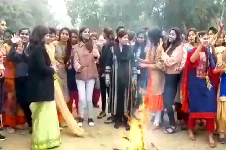 lohri festival celebrated  in faridabad