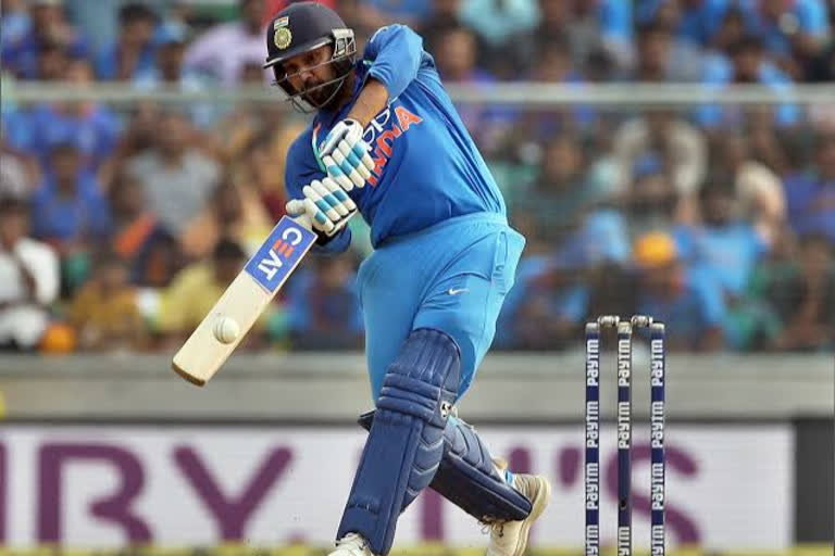 'Kohli is great but watching Rohit bat is satisfying'