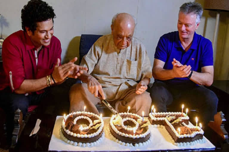 Cricket Legends Sachin Tendulkar and Waugh visit 99-year-old Ranji player Vasant Raiji House