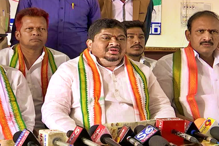 Congress Press Meet in karimnagar