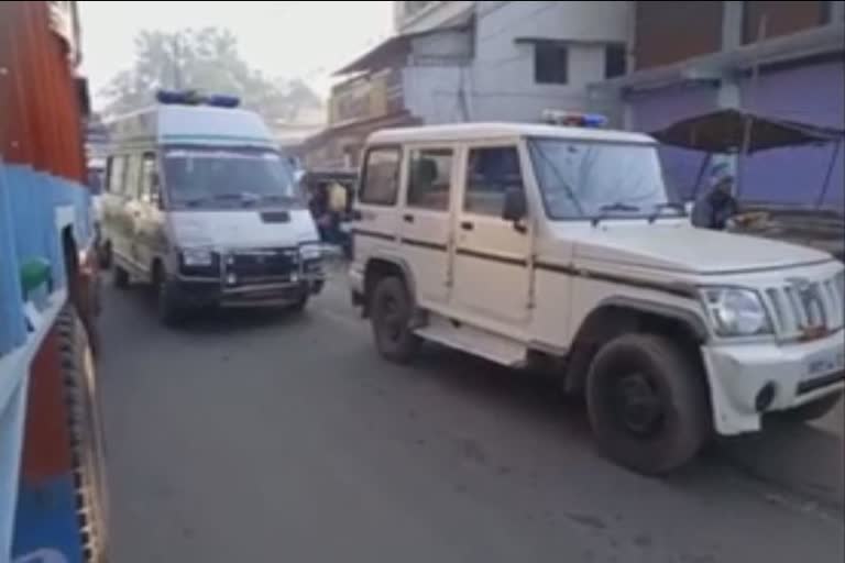 ambulance stuck in traffic