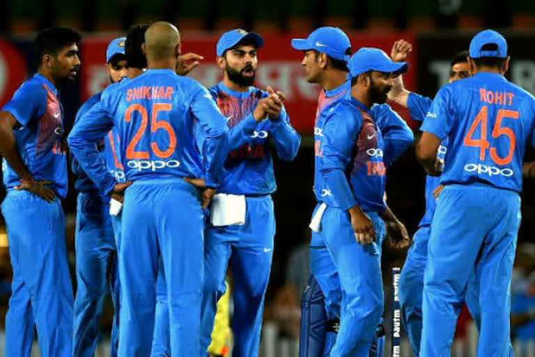 india vs australia : six villain of team india to biggest loss 1st odi at mumbai