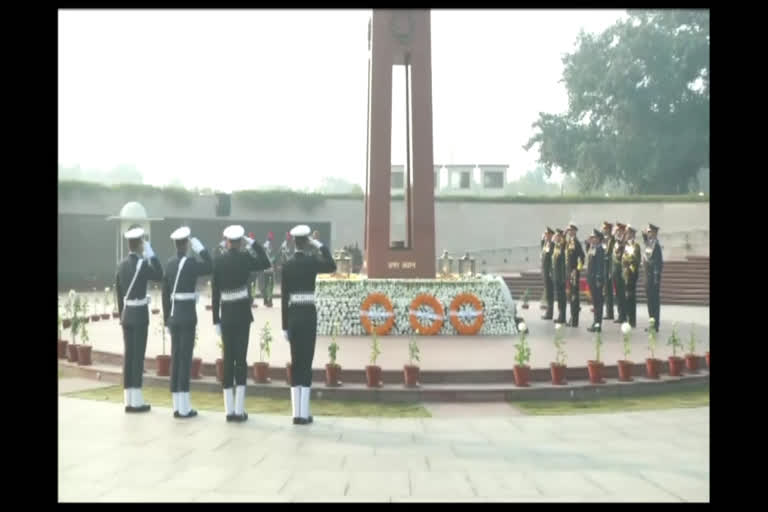 CDS Gen Bipin Rawat, three Service Chiefs pay tribute at National War Memorial on Army Day