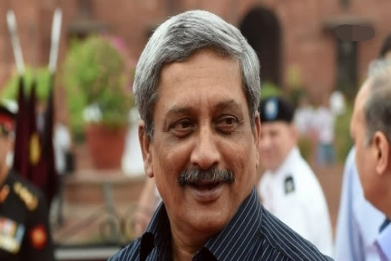 Efforts to rename sports facility after Parrikar draws ire