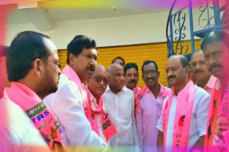 Former minister Thatikonda Rajaiah conducted a campaign in the Warangal rural district