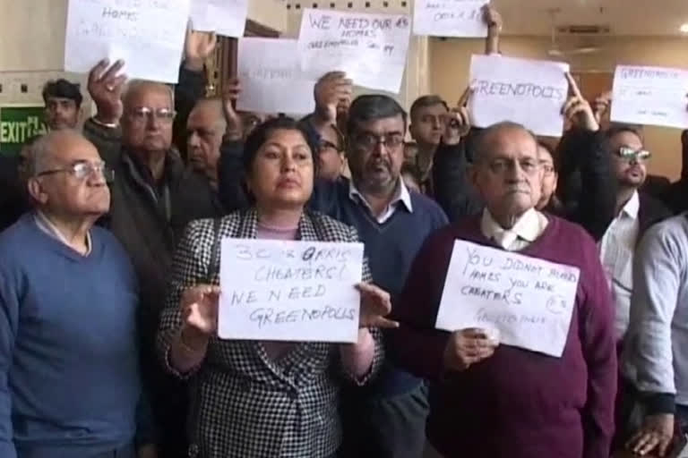 sector 89 gurugram investors protest against builder