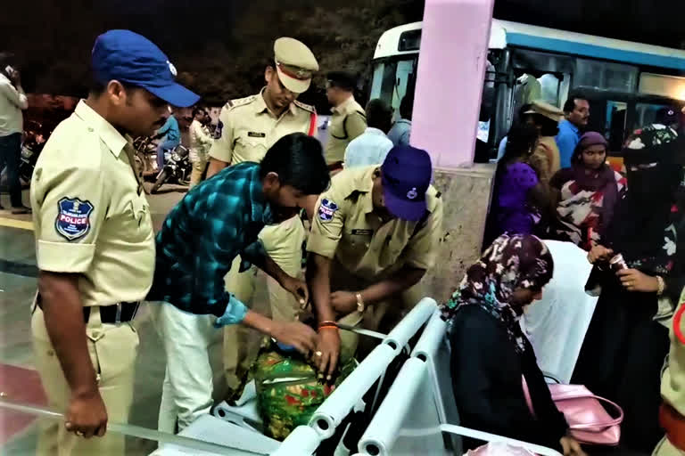 police parade at huzurabad for municipal election sake