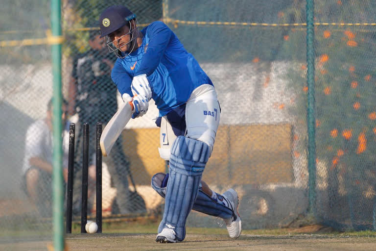 Dhoni Practice in Nets with Jharkhand Ranji team After lost central contract of BCCI