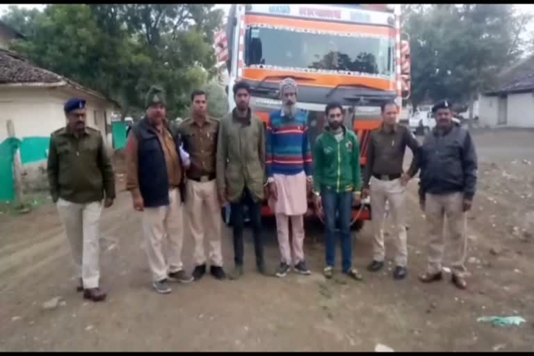 Three accused arrested for illegal possession of opium in mandsaur